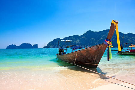 泰国菲菲岛的传统木船