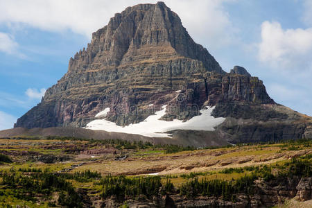 洛根山口的山峰