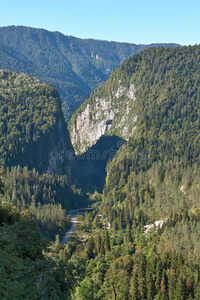 山里的路