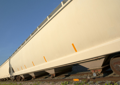 火车车皮的一面图片-火车车皮的一面素材-火车车皮