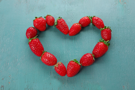 心形草莓图片