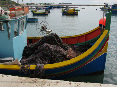 渔船在海港。Marsaxlokk。马耳他