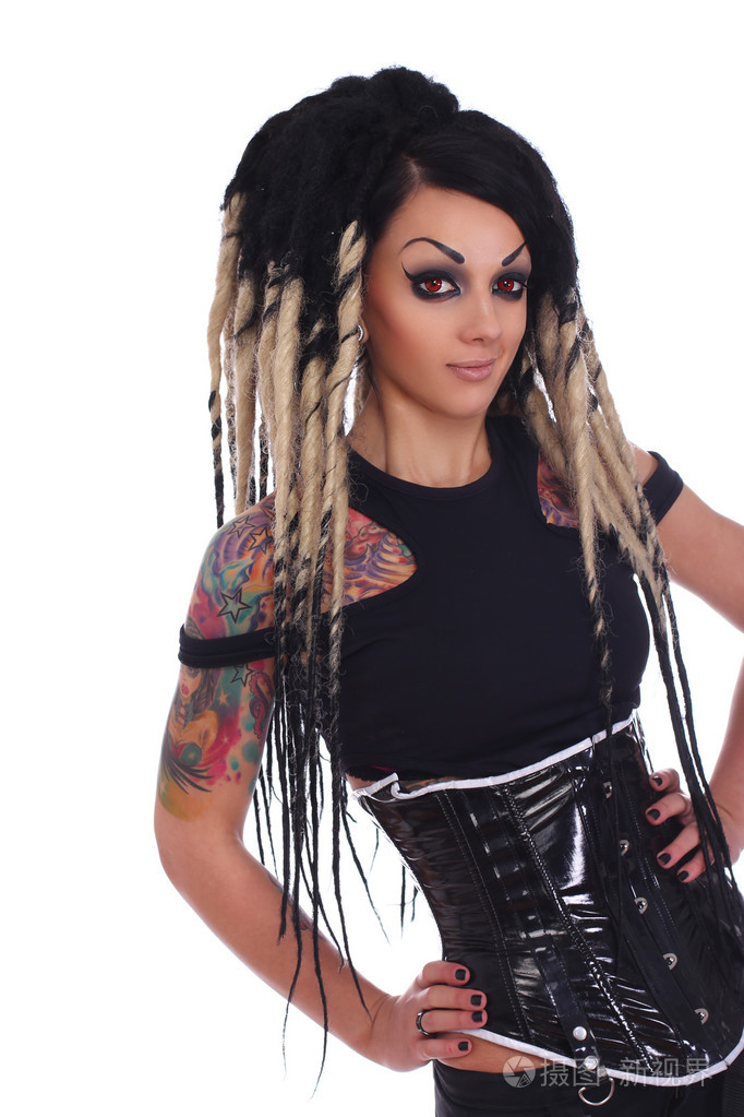 emo哥特女孩时尚发型