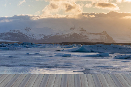 开放木地板, 冰冻 Jokulsarlon 冰川泻湖, 冰岛冬季自然景观