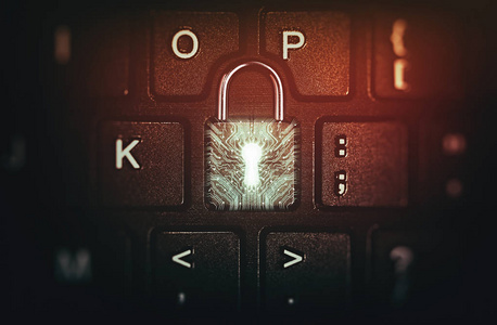 键盘按钮就像一个封闭的锁。网络安全病毒防护数据保护的概念