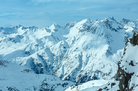 西尔维塔阿尔普斯冬季观奥地利。