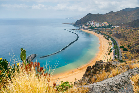 著名的海滩 playa de las teresitas，西班牙加那利群岛的特内里费岛