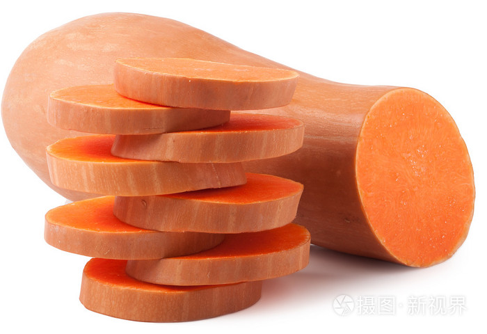 南瓜和白色背景上的切片