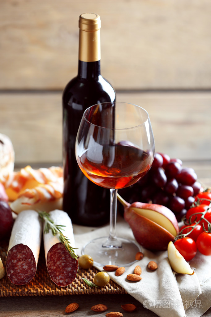 静物与各种类型的意大利美食和葡萄酒照片-正版商用图片0nxlkq-摄图新