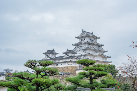 在日本，姬路城堡也叫白苍鹭城堡