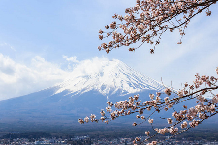 富士山在清晨湖河口湖