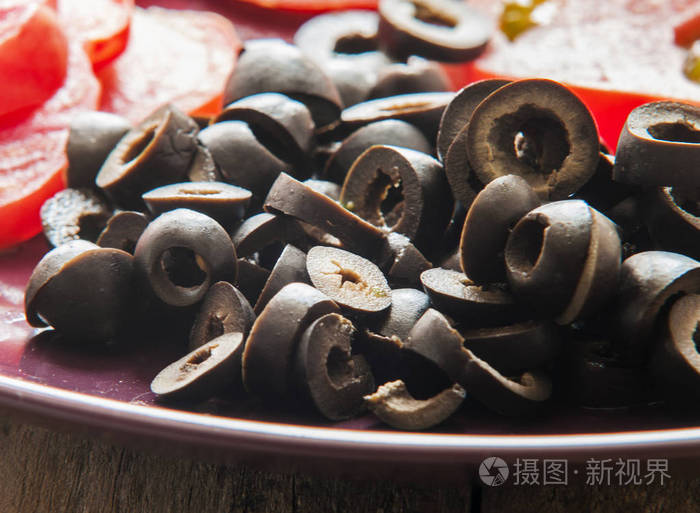 切碎的黑橄榄