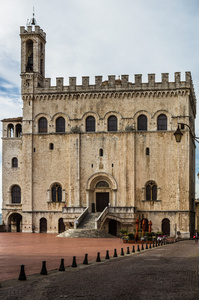 Palazzo dei 固结在古比奥