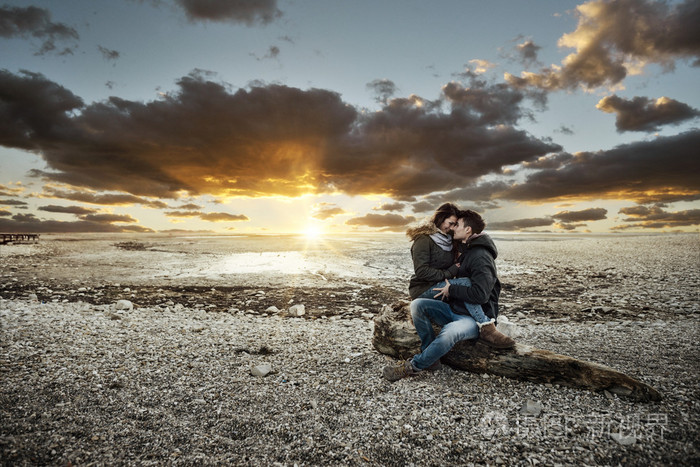 夫妻有一个浪漫的约会