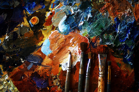 艺术家油画颜料在画布上照片