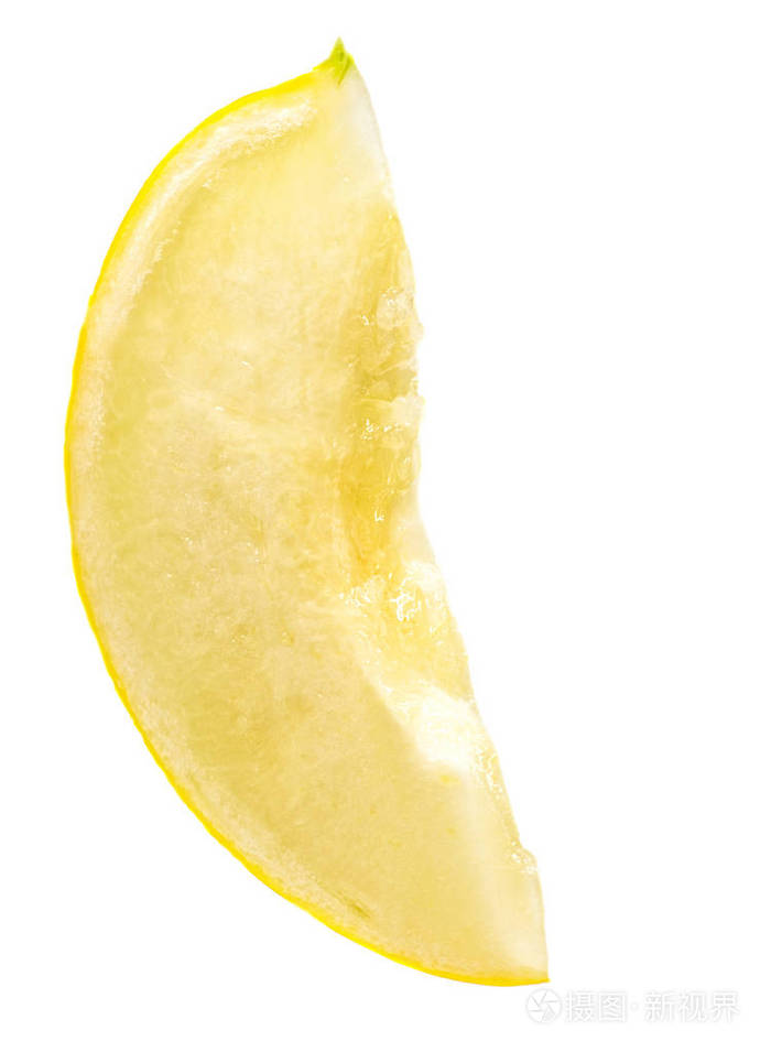 黄色的甜瓜片上白色孤立