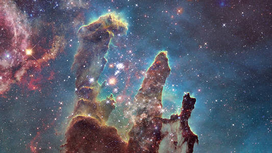 黑暗星云和太空中的星星。由 Nasa 提供的这幅图像的元素