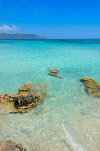 希腊克里特岛 Elafonisi 的天堂海滩与绿松石水