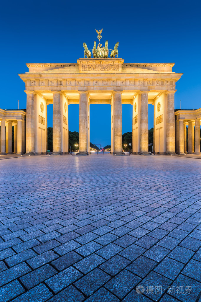柏林勃兰登堡门在晚上德国