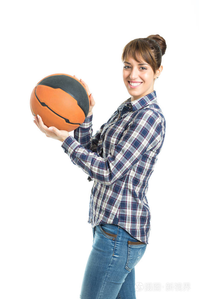 一个人抱着篮球的图片图片