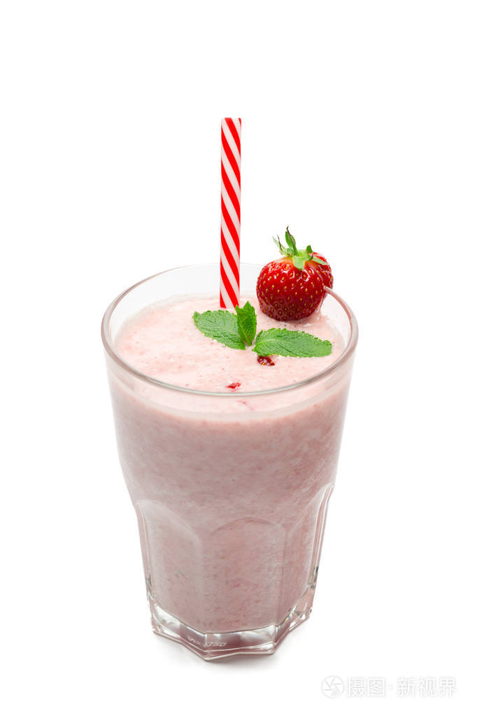 白色背景草莓草莓汁