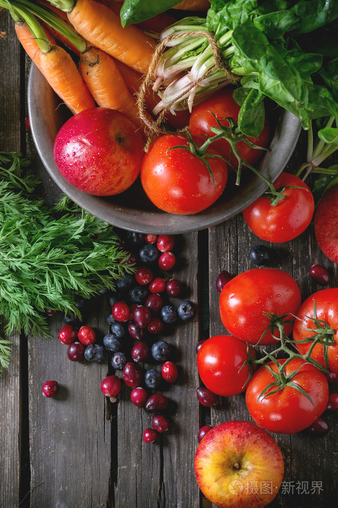 水果蔬菜和浆果的混合