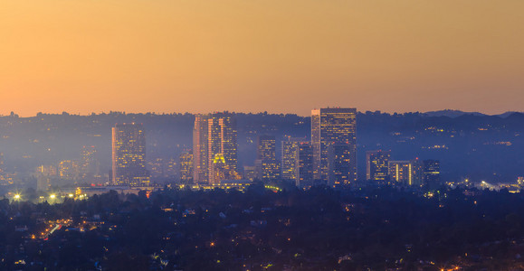 洛杉矶地平线在暮光之城