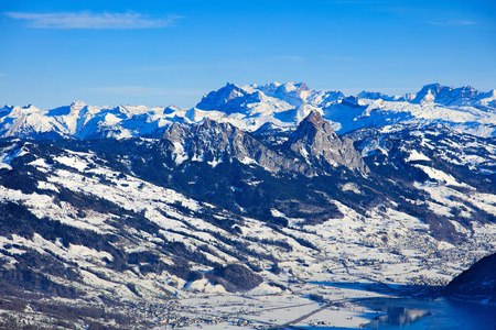 从山 Rigi 在瑞士冬季视图