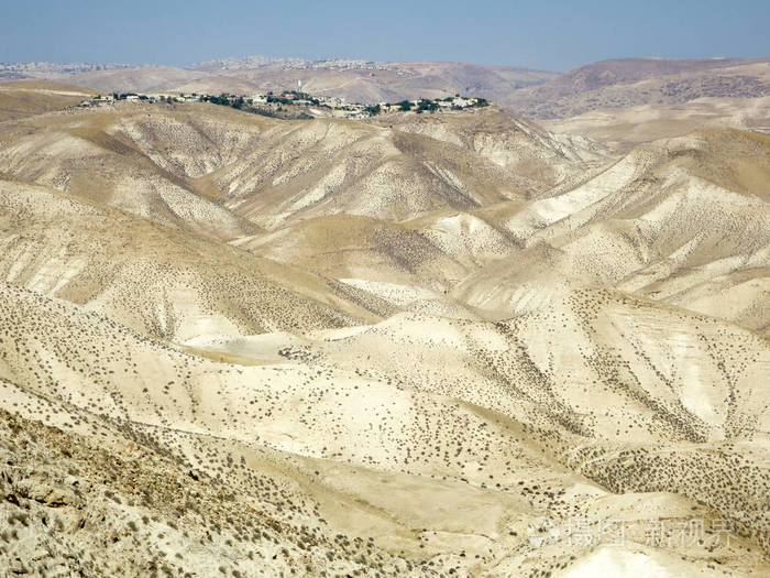 瓦迪凯尔特贫瘠的山上