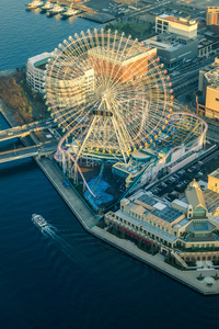 横滨在横滨港区未来街区滨水区景观的鸟瞰图