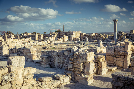 古代的 Kourion 的废墟