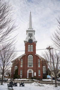 美丽的教堂在 Newburyport 马