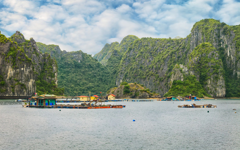 在龙湾浮动亚运村