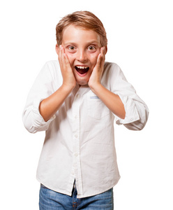 惊讶的男孩图片