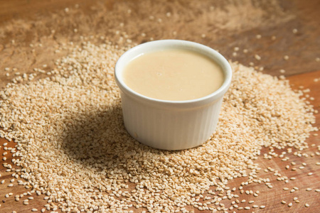 芝麻酱凉面图片