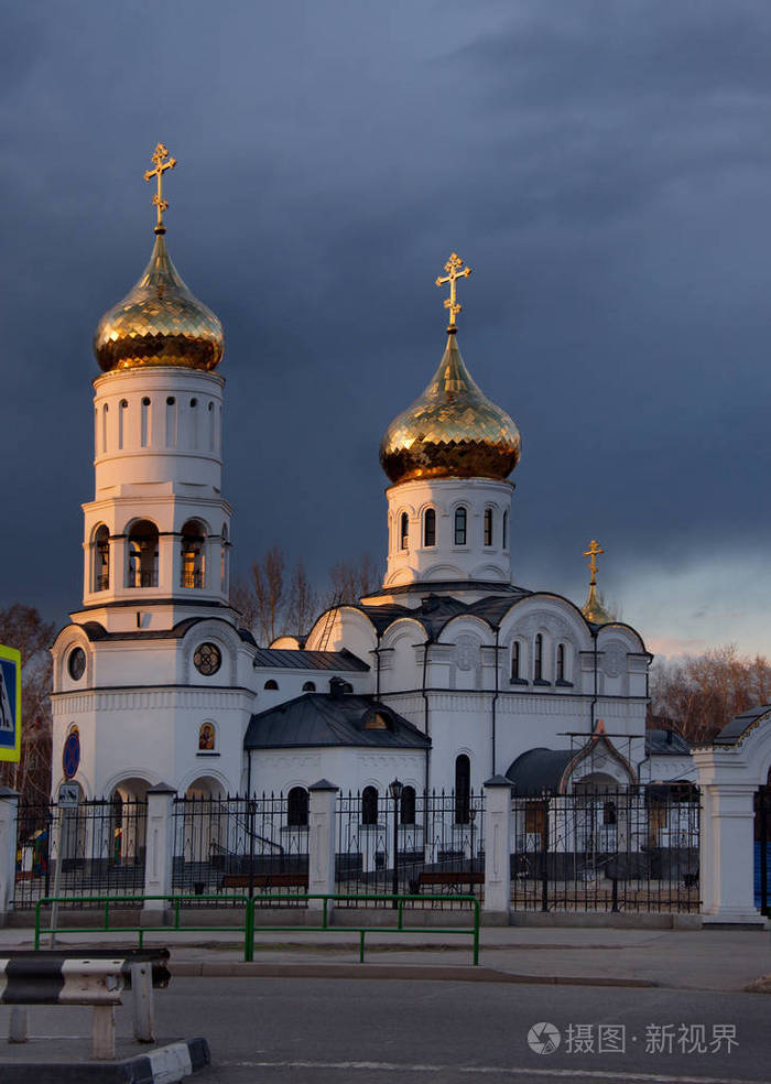 俄罗斯西部西伯利亚novokuznetsk的城市圣nobleborn王子的寺庙彼得和
