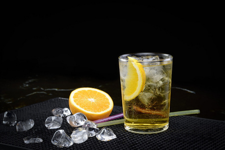 伏特加和红牛照片