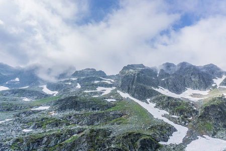 有美丽蓝天的落基山风光。Tatra 国家公园, 波兰, 欧洲。美容天地