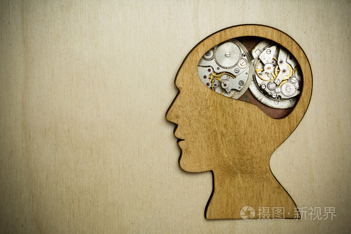 大脑模型由生锈的金属齿轮