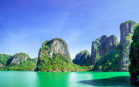 由龙湾岩溶景观