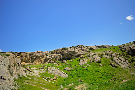 小山和山