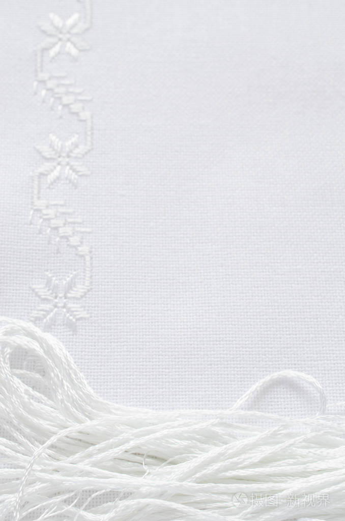质地的白色丝绸绣花亚麻面料