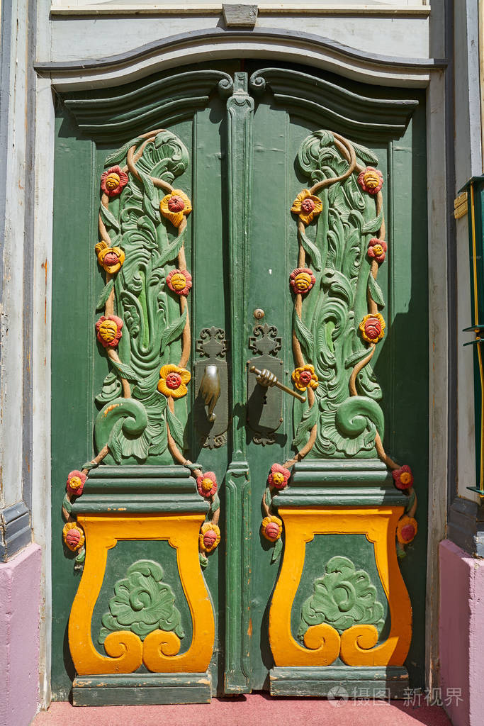 nordhausen 五颜六色的绿色门在哈茨图林根州德国