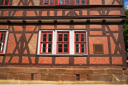 Nordhausen 市中心的门面在德国的哈茨图林根州