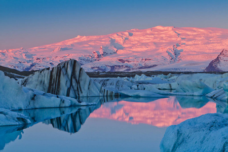 冰岛 Jokulsarlon 冰川泻湖日出