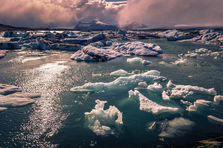 Jokulsarlon2018年5月05日 冰岛 Jokulsarlon 的冰山泻湖