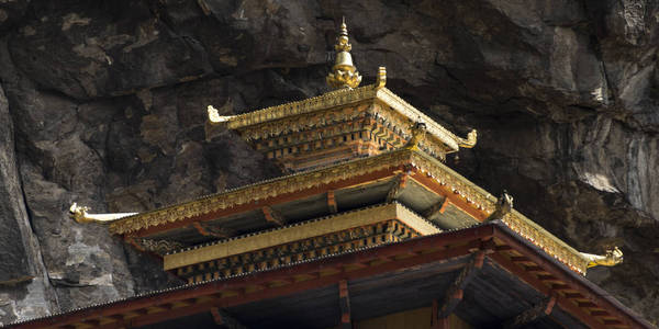 Taktsang 修道院帕罗帕罗区帕罗河谷不丹的低角度视图