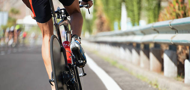 あおむしなく自転車