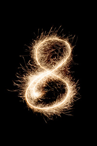 数字208个改变愉快的新年西尔韦斯特概念在黑色背景隔离烟花灯数字