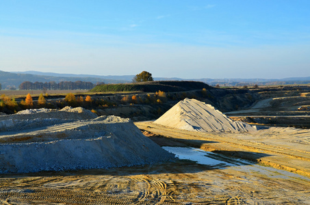 西方波西米亚高岭土在西方波希米亚的采矿采石场照片